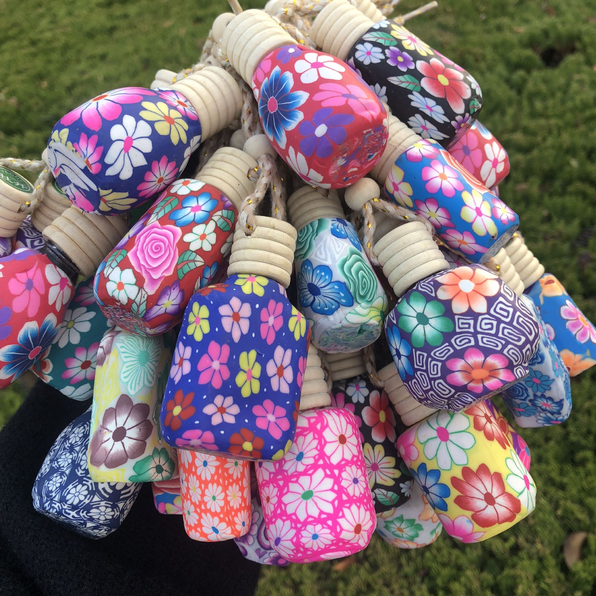 Empty Glass+Polymer Clay Steam Car Aroma Essential Oil Bottle Pendant Craft Parfum Bottle With Wooden Lid Makeup Cosmetic Case