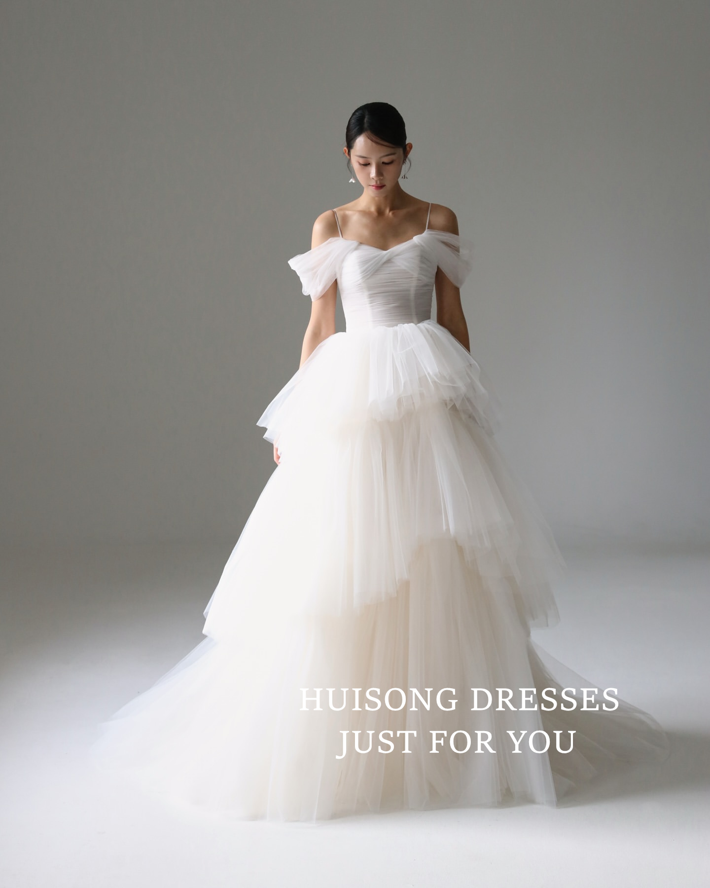 HUISONG Customized White Tiered Ruffles Tulle Korean Wedding Dress 프롬드레스 Reception Bridal Dress Korea Wedding Photo Shoot Dress