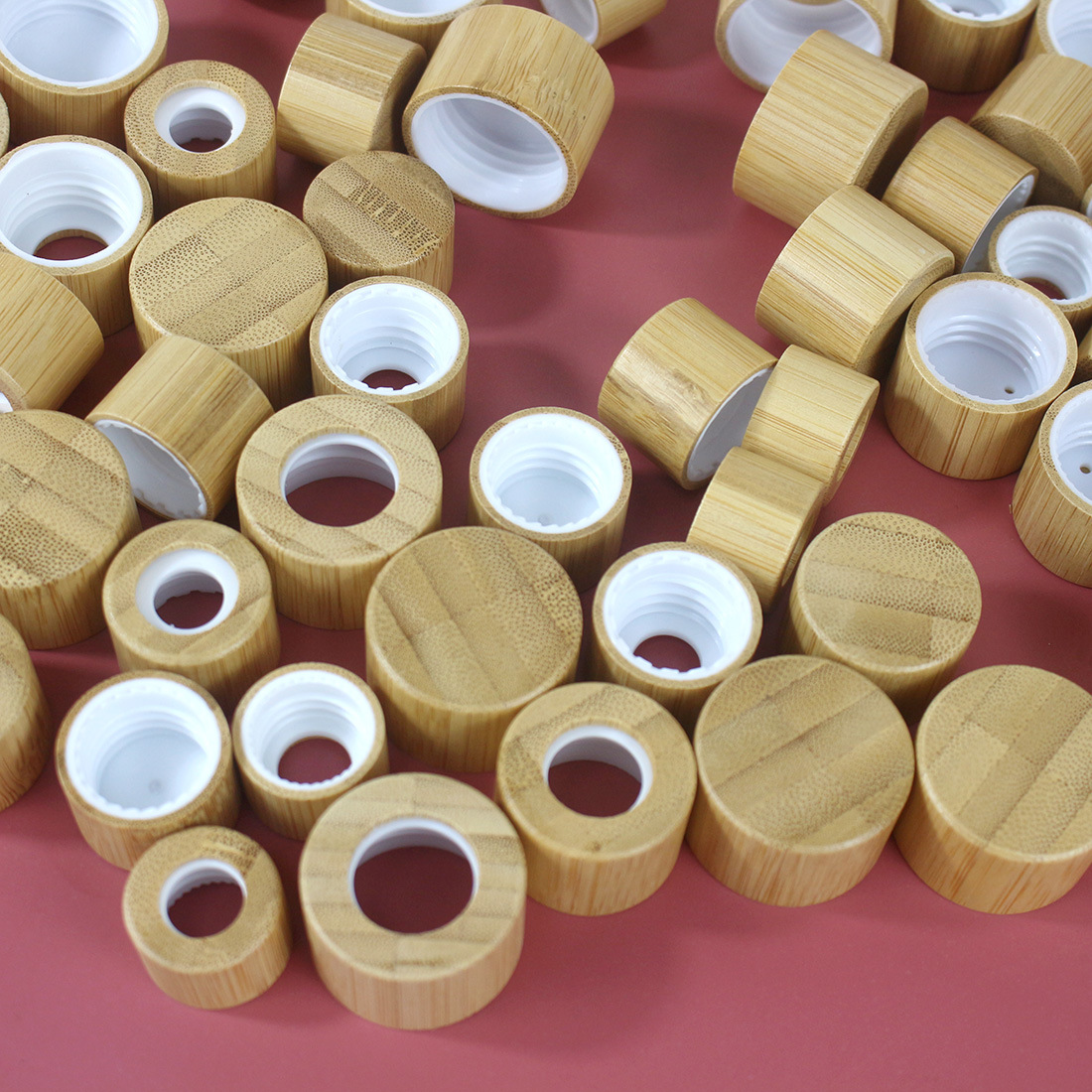 Natural Bamboo Screw Cap forPlastic Bottle and Glass Bottles Screw Cap Essential Oil Bottle Cap Bamboo Wooden Cosmetic Packaging