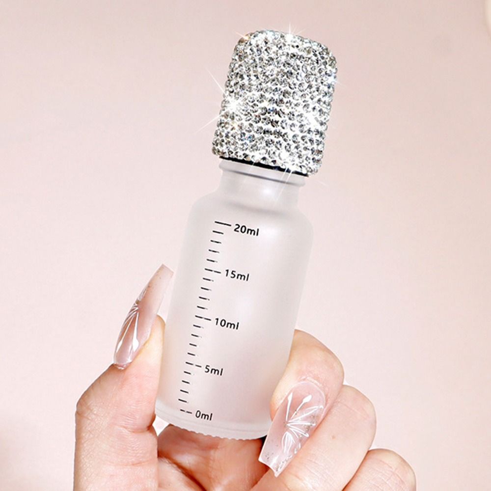 Bling Rhinestone Essential Oil Bottle Refillable Leakproof Perfume Bottle Luxury Shiny Roll-on Bead Bottle Travel