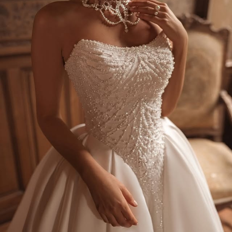 Customized satin simple white Ball Gown Royal Wedding Dresses applique beadsLong tail Made Robe De