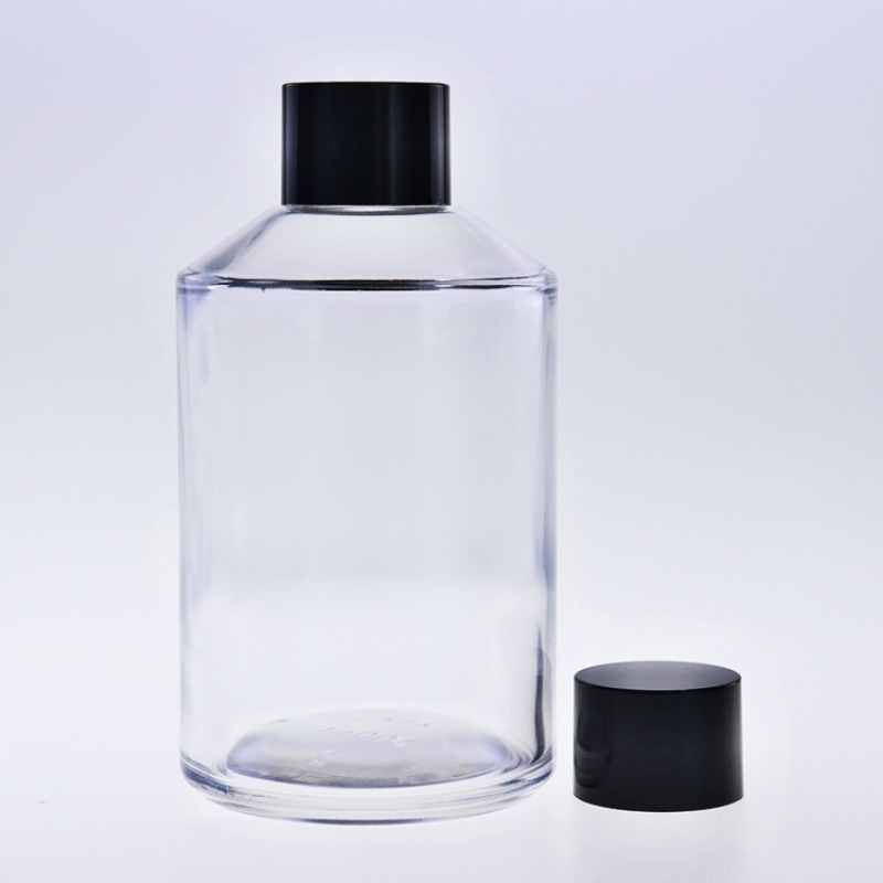 Clear Glass Toner Bottle Protable 200ml Empty Essential Oil Perfume Liquids ToiletriesSlanted Shoulder Design for Home Fragrance