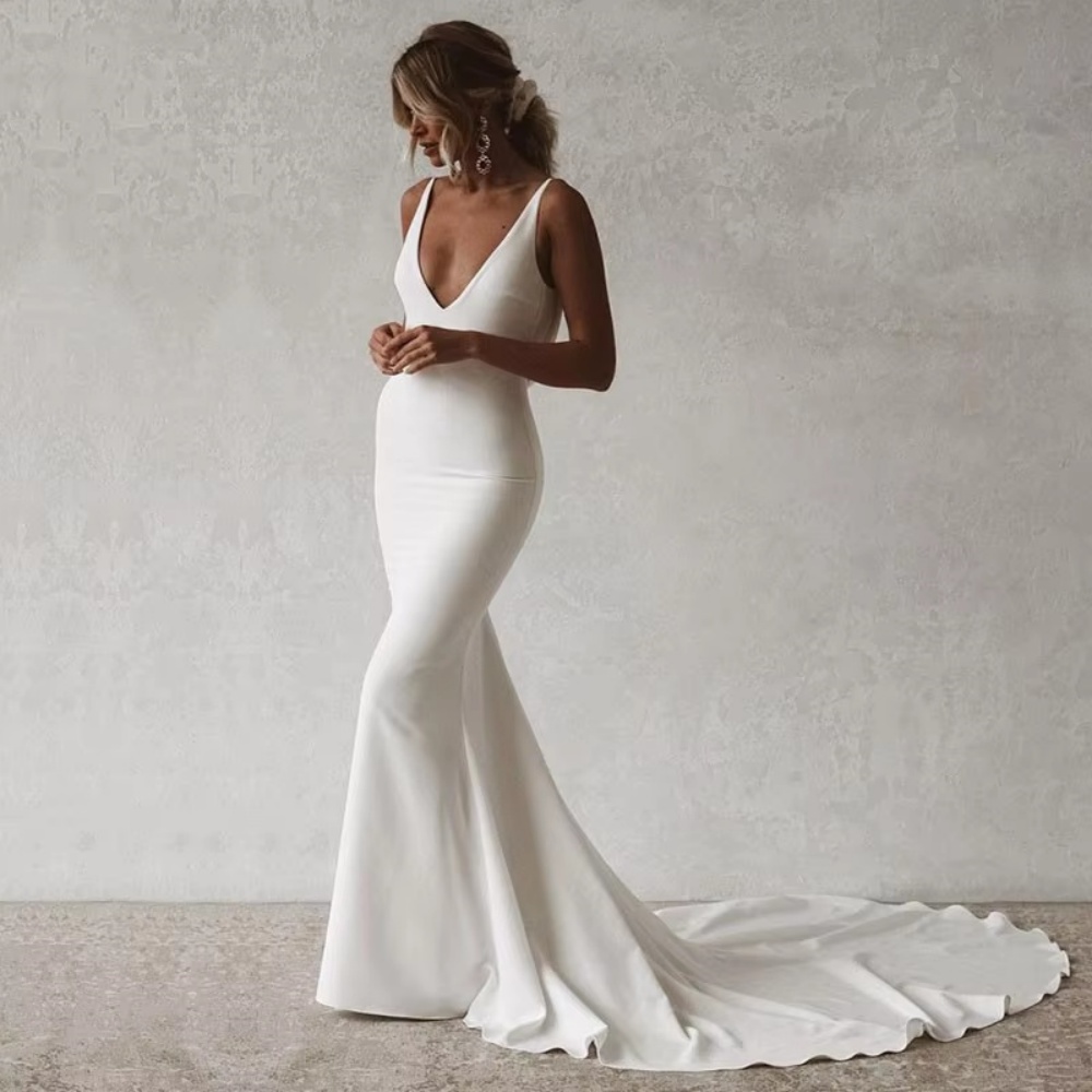 Sexy Beach Bridal Gowns Button Wedding Dresses Spaghetti Strap V-neck Pleated Boho Bridal Gowns vestidos de novia Customized