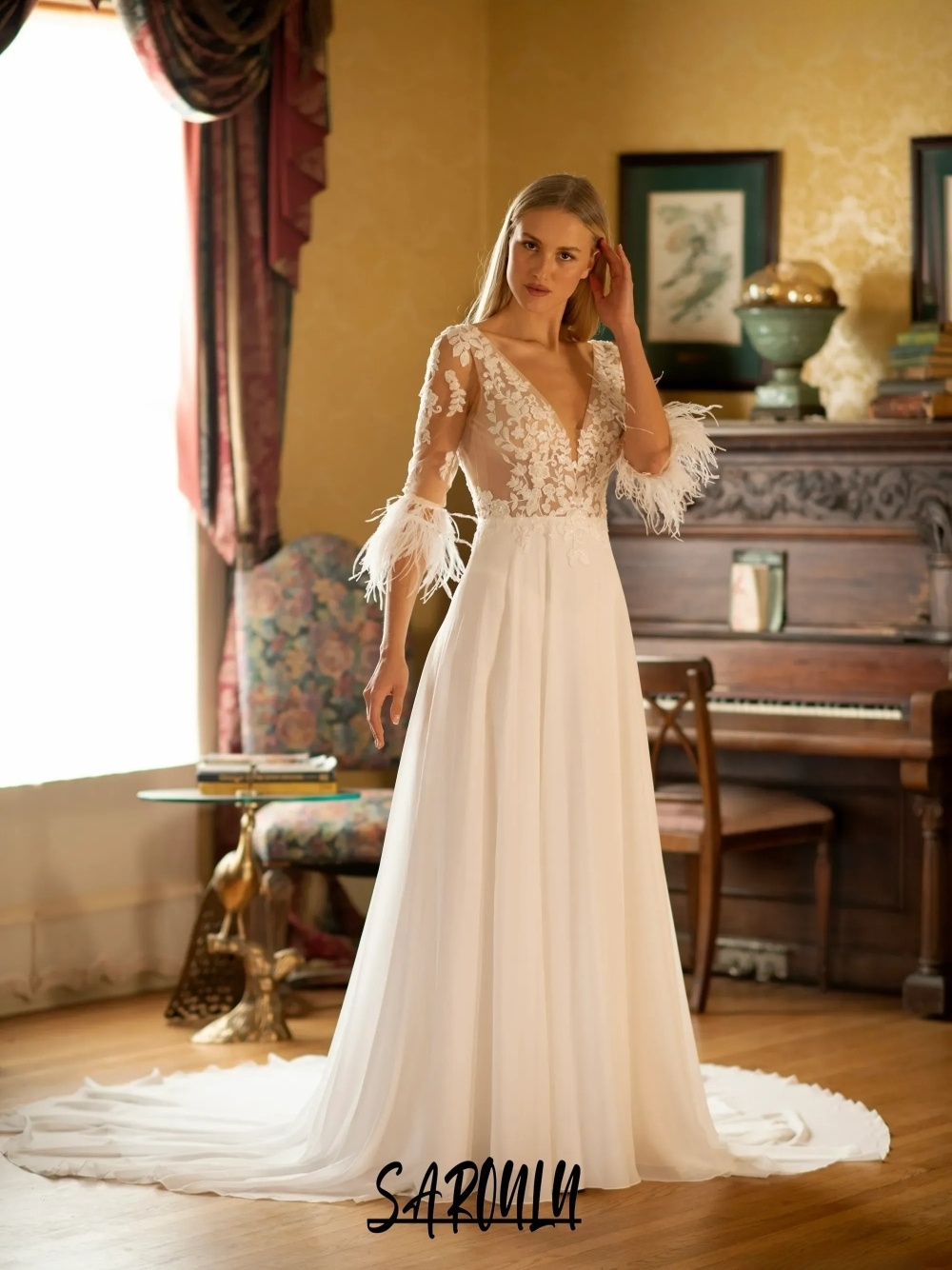 Illusion Feathered Sleeves Wedding Dress Sexy Backless A Line Bridal Gown Customized Lace Modern Floor-length Bride Wear