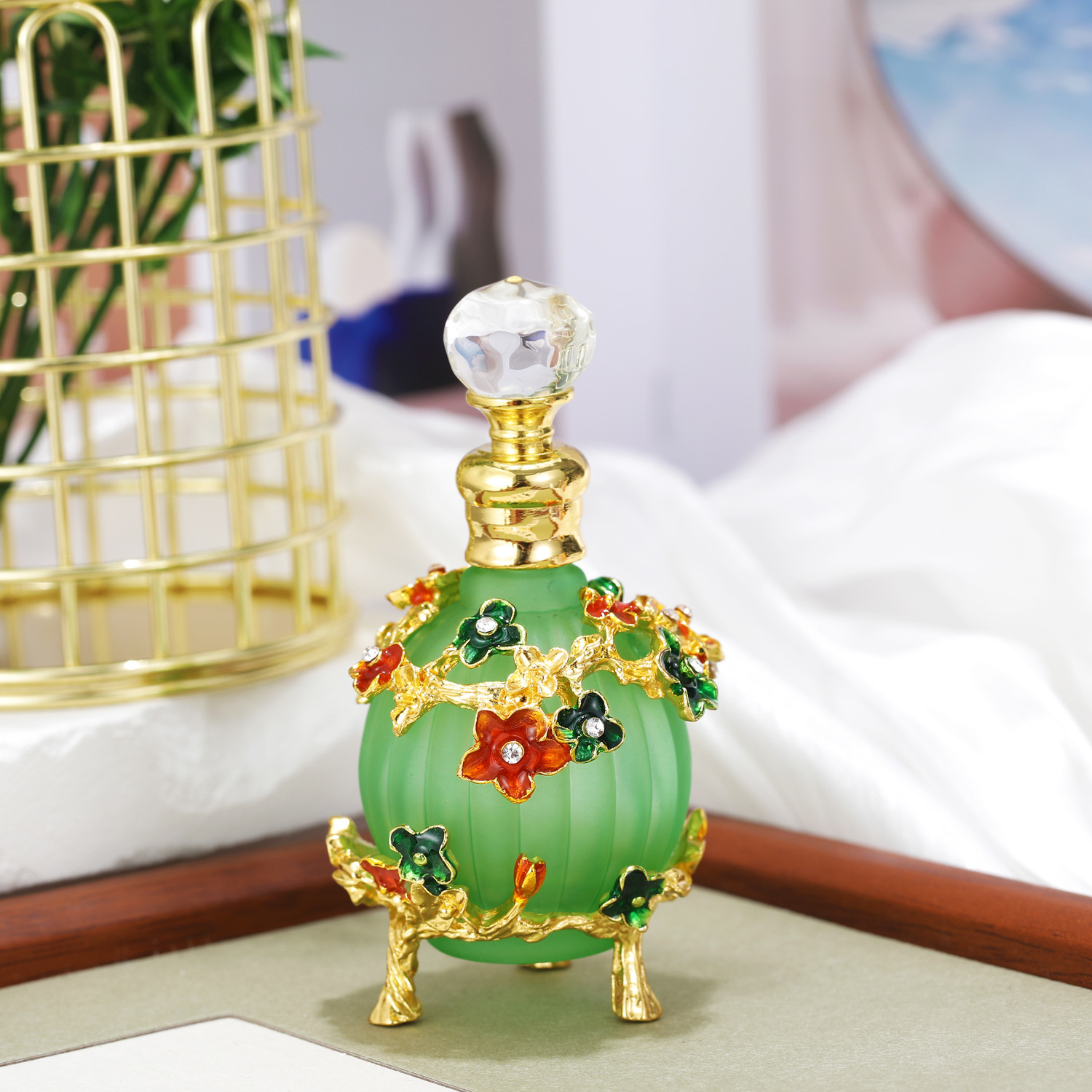 Dubai 15ml emollient enamel bottle perfume bottle alloy essence bottle essential oil empty bottle