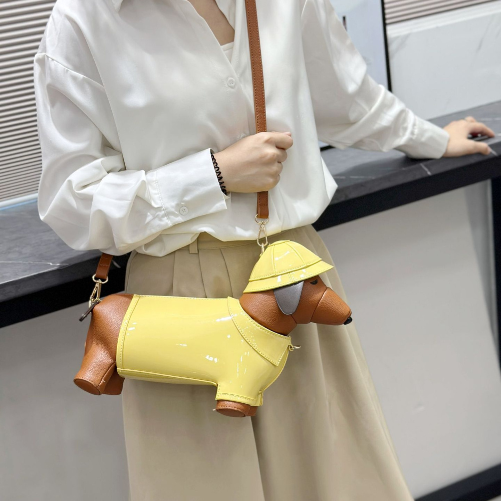 FANDAO Cute Dachshund Dog Novelty Bag – Unique Crossbody with Adjustable Strap Yellow Raincoat Design Women’s Fashion Accessory