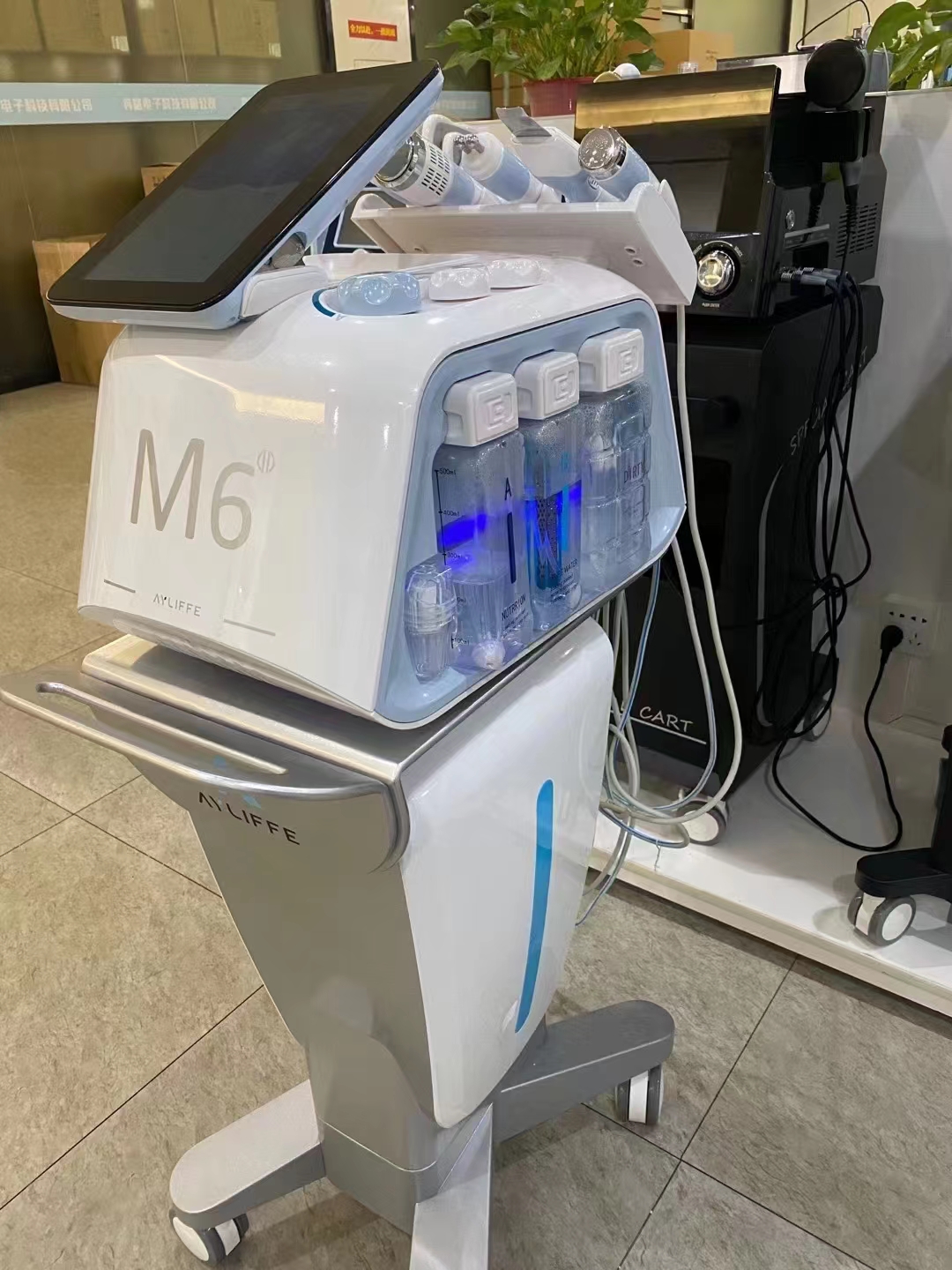 Skin Management integrated instrument M6 Multi-functional size bubble instrument Face wash bar facial cleaning beauty salon