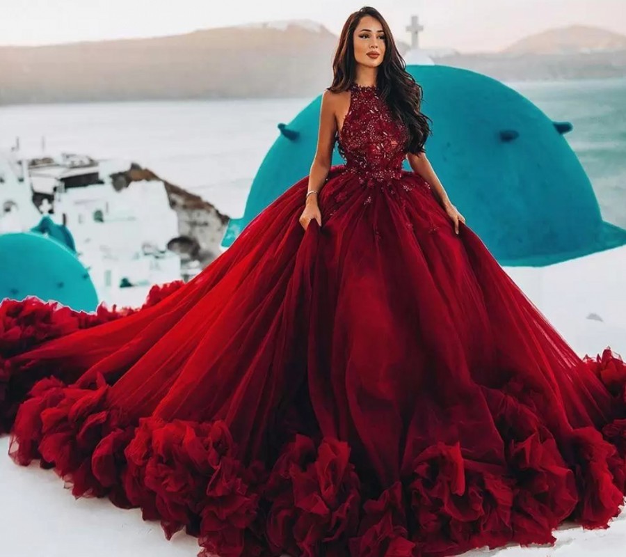 Dark Red Wedding Dress Halter Beaded Cascading Ruffled Bridal Gowns Sequined Tulle Cathedral Train Customed Vestido De Noiva