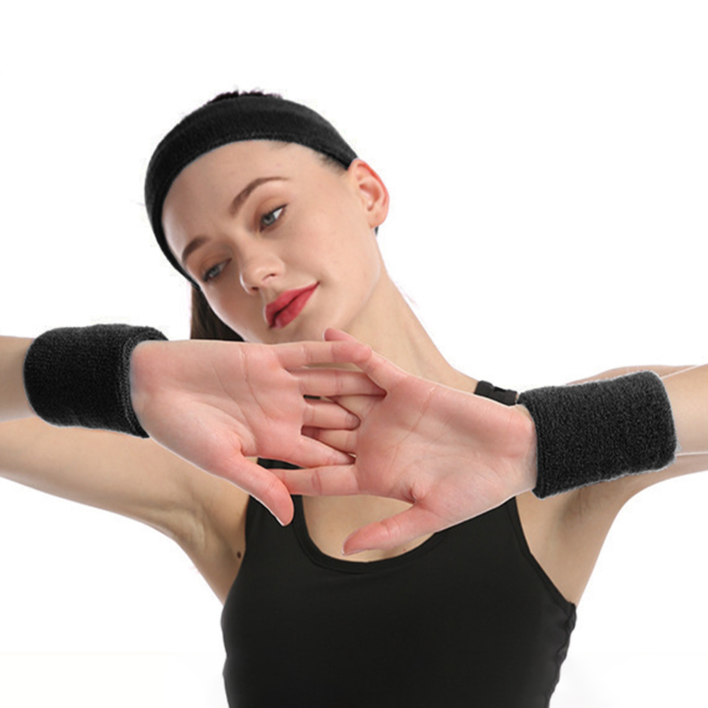 Sports Wristb Compressed Breathable Sweat absorbing Running Protectors Cycling Braces Fitness Basketball Wristb s for Exercise