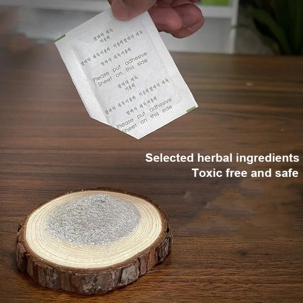 50pcs /box Wormwood Foot Paste 6*8cm Unisex Bamboo Vinegar Foot Paste Dehumidification Health Cares Foot Care Slimming Sleep Aid