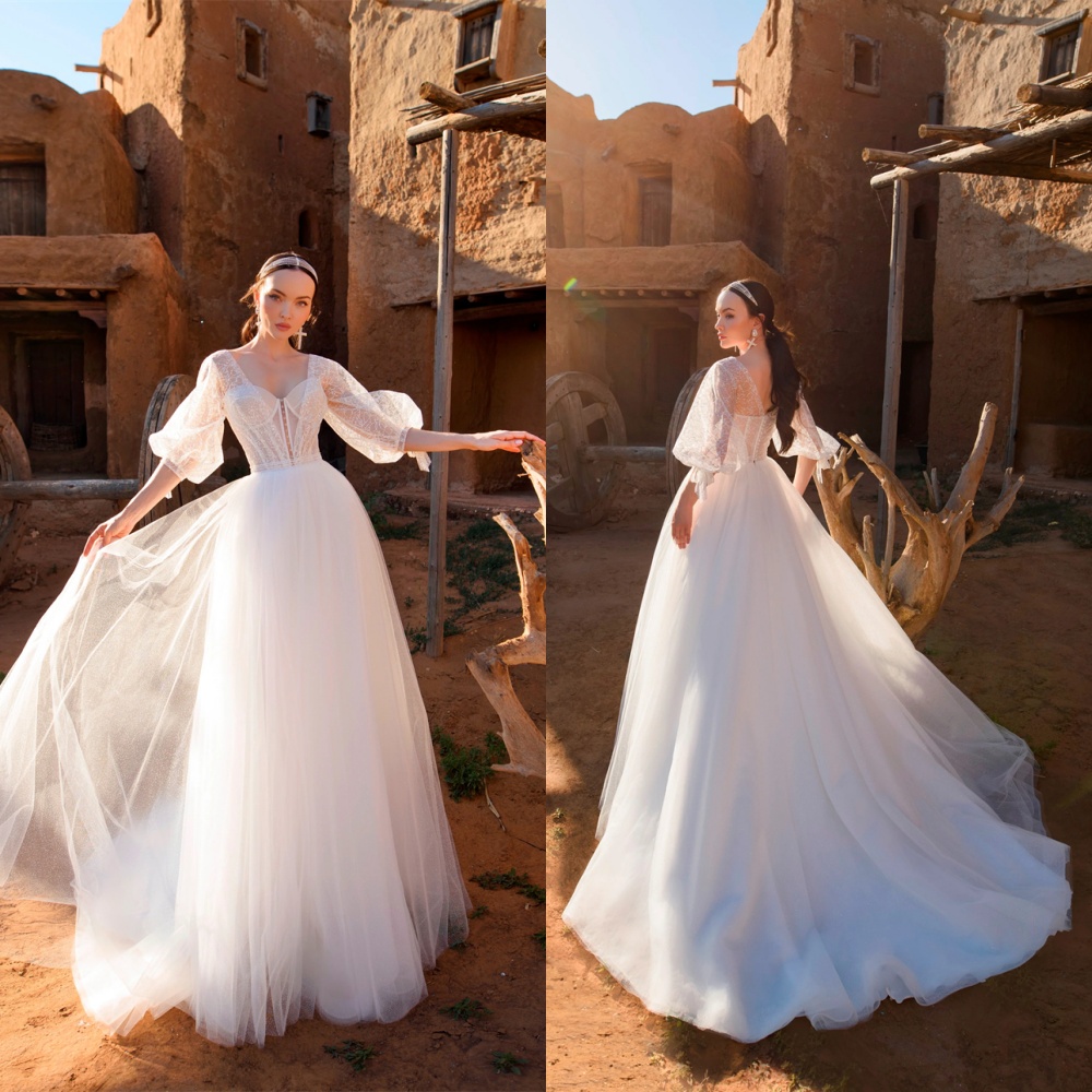 Customized Romantic White Organza Wedding Dress Exquisite Strapless Half Sleeves Bridal Gowns Chapel Train Backless Dress