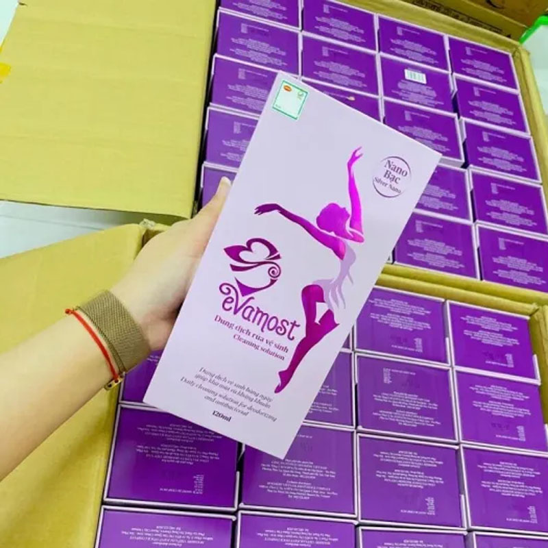 Dung dịch vệ sinh EVAMOST Nhã Phương làm hồng và se khít vùng kín kháng khuẩn khử mùi hôi làm thơm vùng kín 120ml