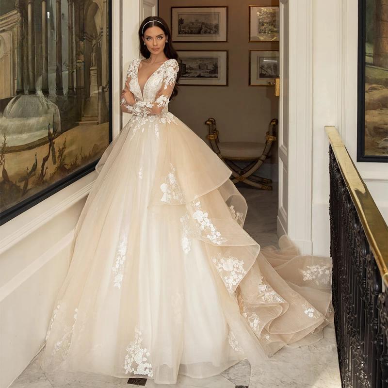 V-neck Ball Gown Wedding Dress Beaded Long Sleeve Appliques Bride Fairy Princess SwanSarah L105 Plus Size Vestido De Novia