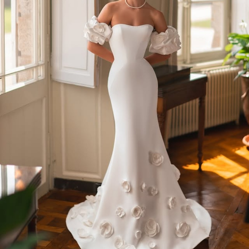 Customized satin simple ivory white Ball Gown Royal Wedding Dresses Sweetheart 3D flower Lace backless Made Robe De