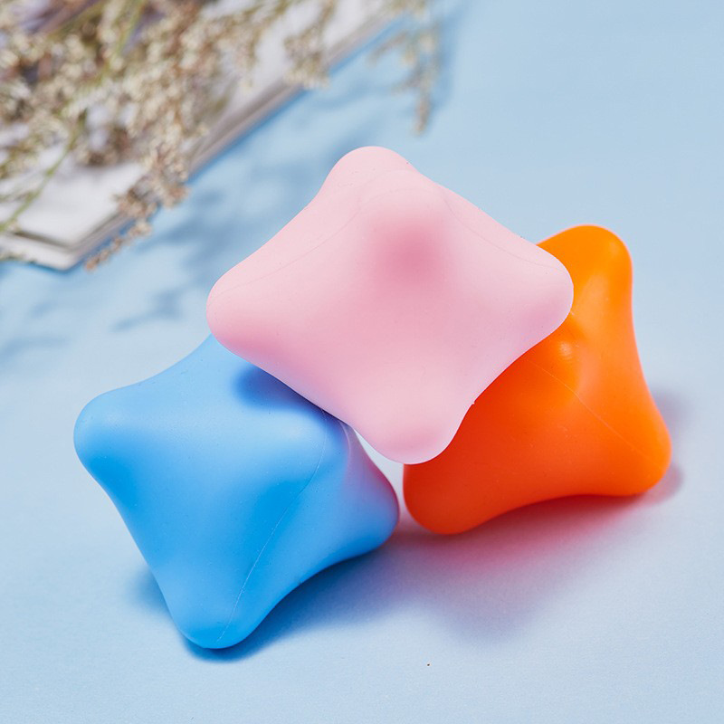 Yoga Neck Membrane Ball Muscle Massage Ball Elderly and Middle-aged Hexagonal Relaxation Ball Yoga Palm Massage Silicone Hexagon