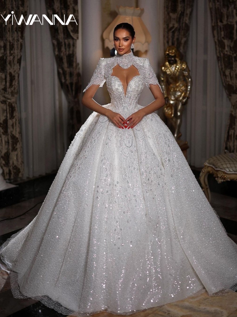 Exquisite High Collar Short Sleeve Wedding Dress Shiny Sequins Beads Bride Robe Elegant Ball Gown Bridal Gown Robe De Mariée
