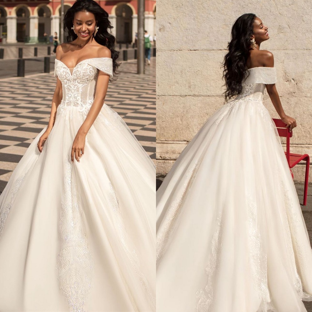 Customized Romantic White Organza Wedding Dress Exquisite V-neck Cap Sleeve Vestido De Novia Classic Zipper Back Bridal Party