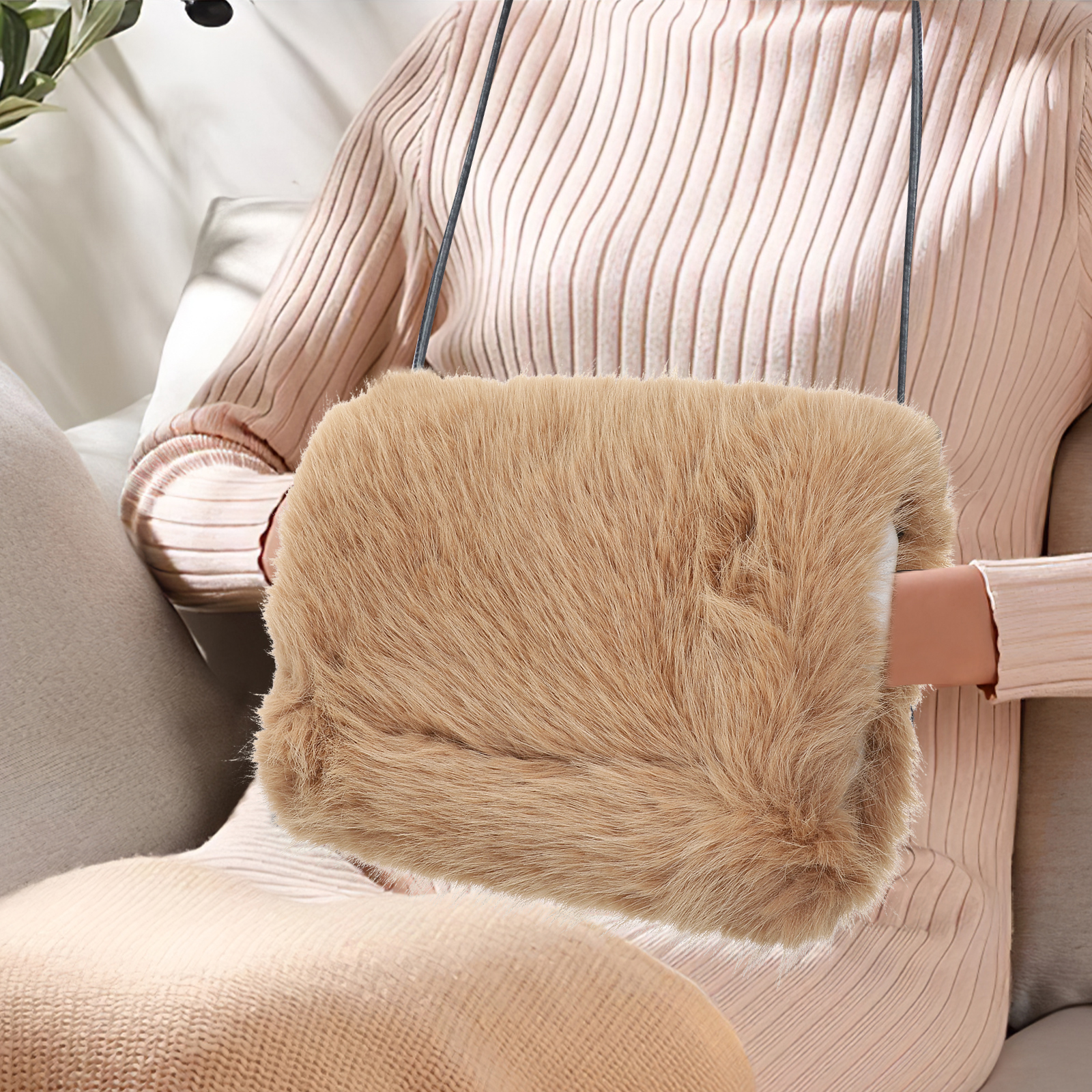 Winter H Warmer Bag Imitation Women Muff Camel Color Portable Warmth Outdoor Party Prom Accessories Comfortable Furry Muff