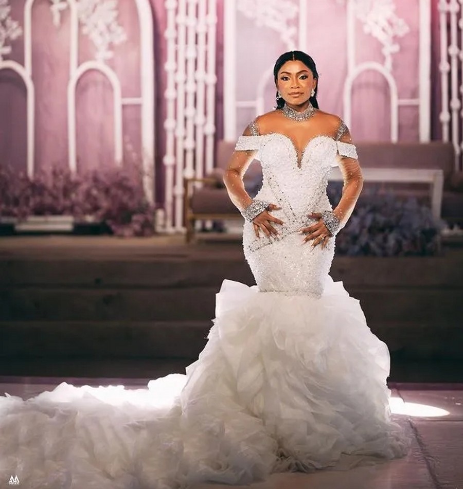 2025 Arabic Aso Ebi Luxury Mermaid White Wedding Dress Sheer Beaded Crystals Church Bridal Gowns Dresses Vestidos De Noiva