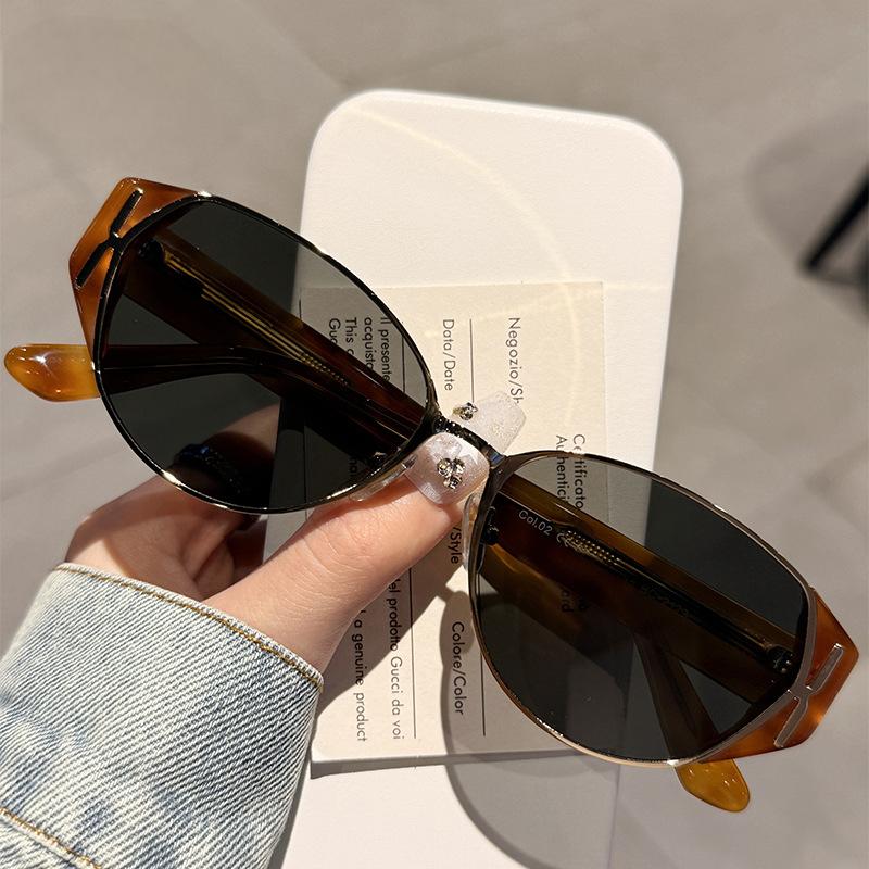 Unisex Casual Sunglasses - Outdoor Sports Accessory - Mountaineering UV Protection Sunglasses - Self-Driving Tour Glasses