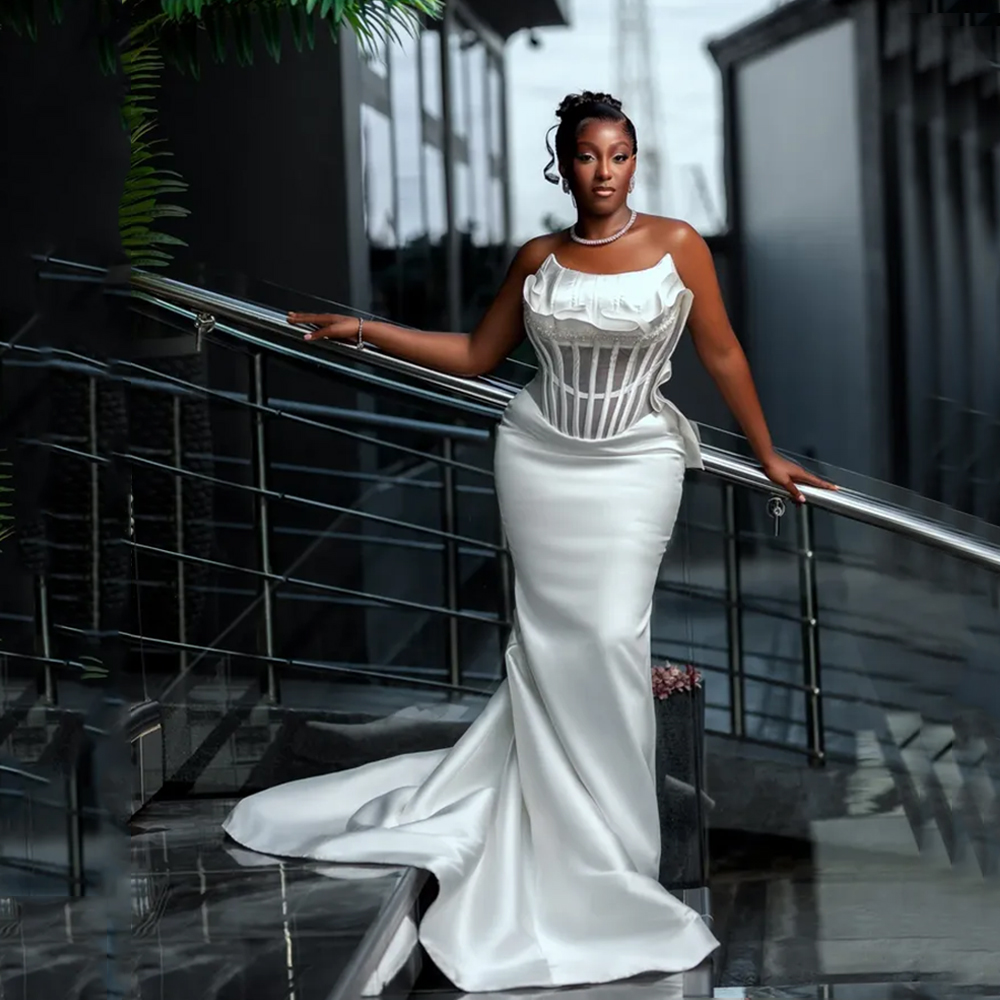 Customized African Satin Elegant Wedding Dress Strapless Mermaid Sleeveless Luxury Bride Gowns For Black Girls With Pearls