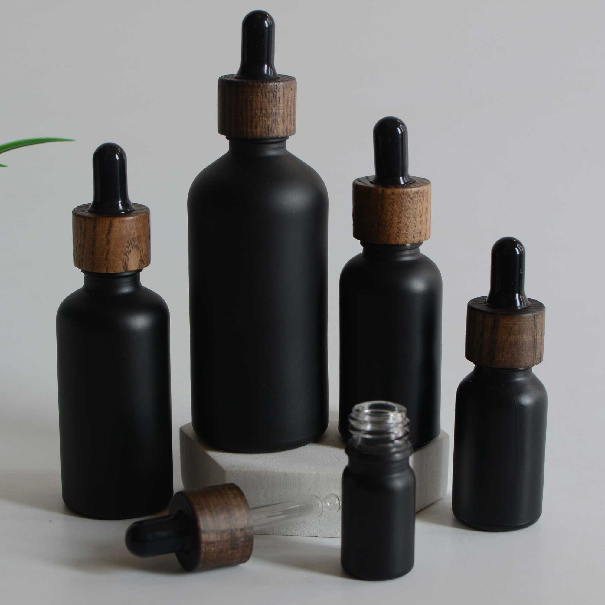 Black Glass Essence Bottle Serum Bottle Shiny Black Empty Glass Oils Perfume Cosmetics Toner Liquids Eye Drop Pipe Bottles