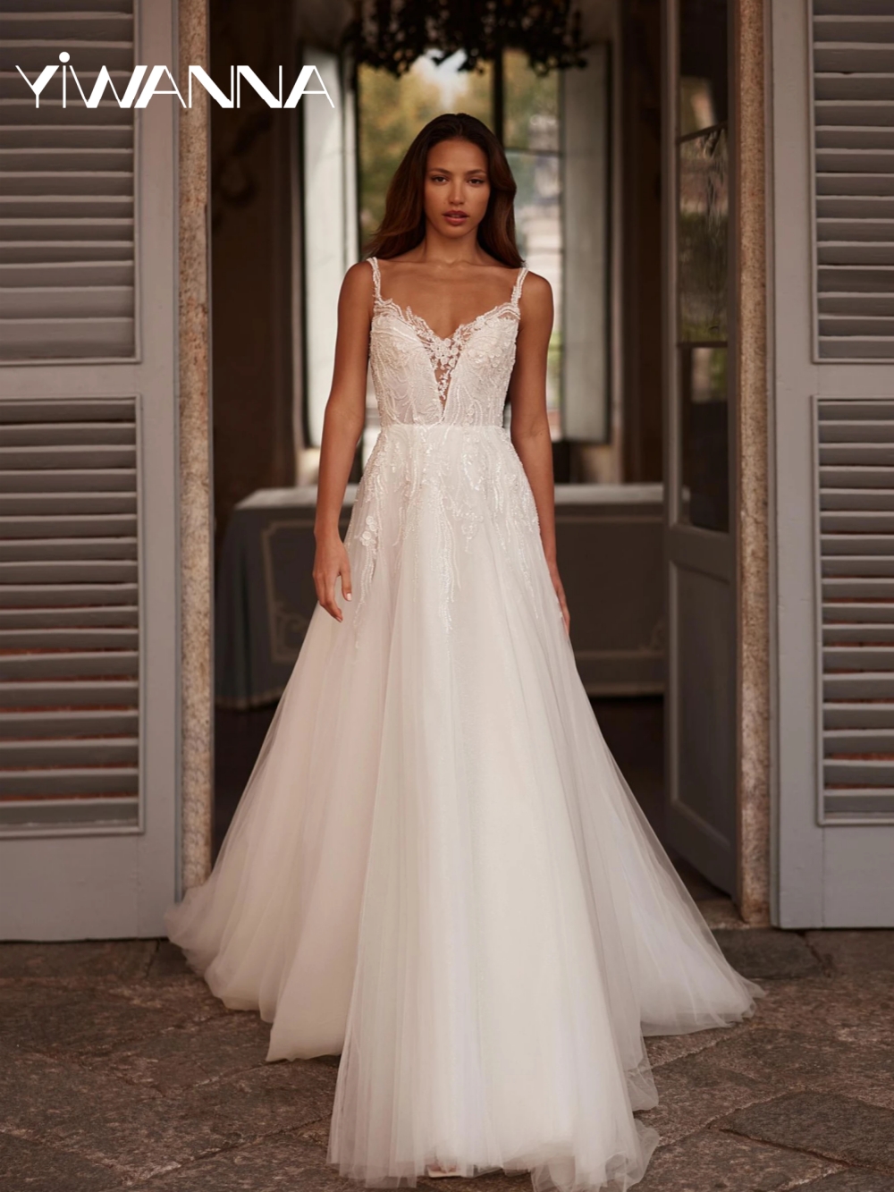 Embroidery Beaded Lace A-line Long Wedding Dress V-neck Spaghetti Straps Bridal Gown New Customized Dreamy Dresses For Bride