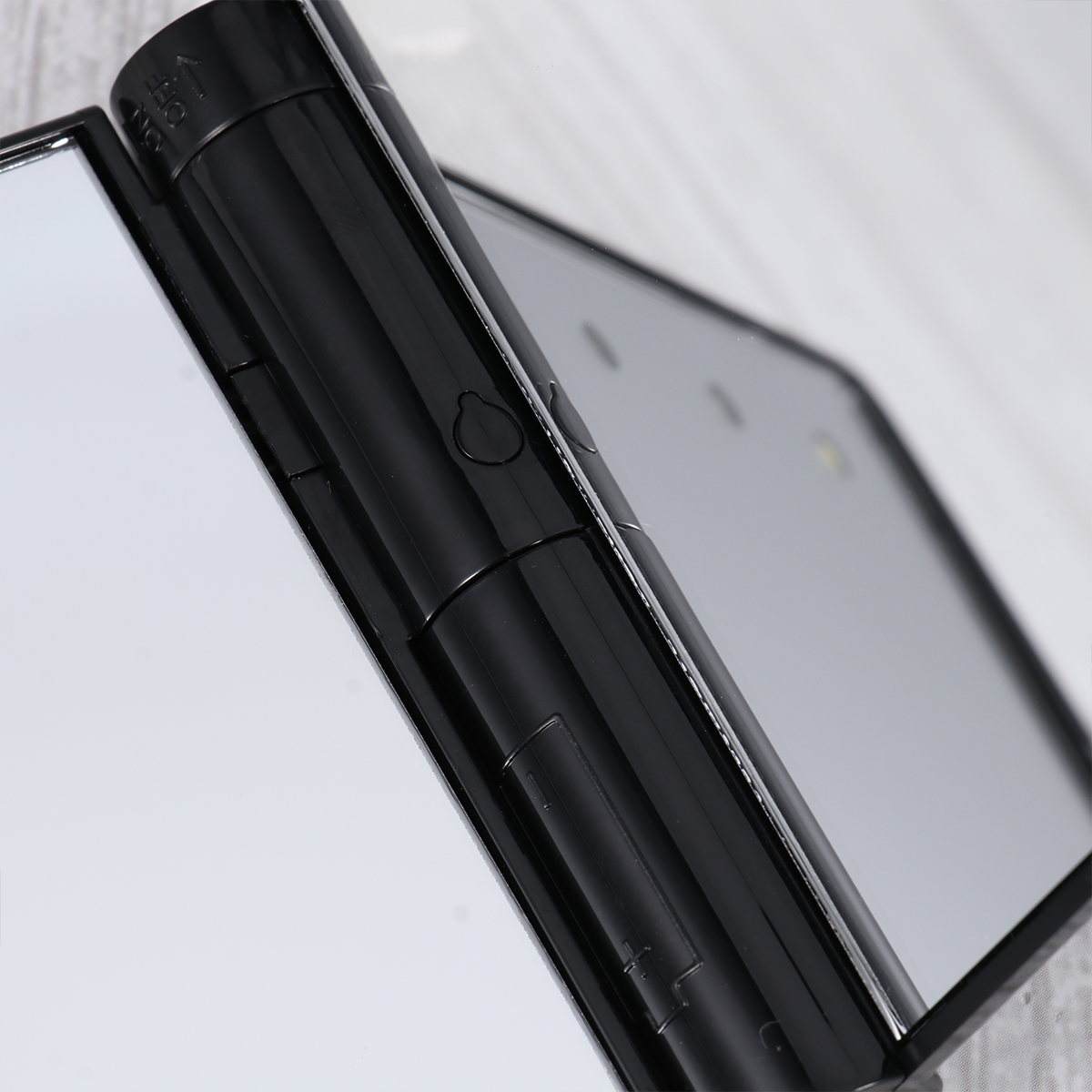 Vanity Mirror Portable Travel Small Lighted Makeup Mirrors for Hand Held Compact