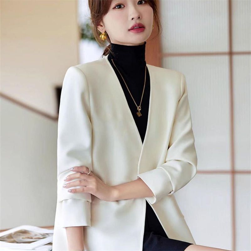 White Jacket Female Design Sense Niche New Spring and Autumn Temperament Senior Leisure Silhouette Small Suit Pure Color Blazers
