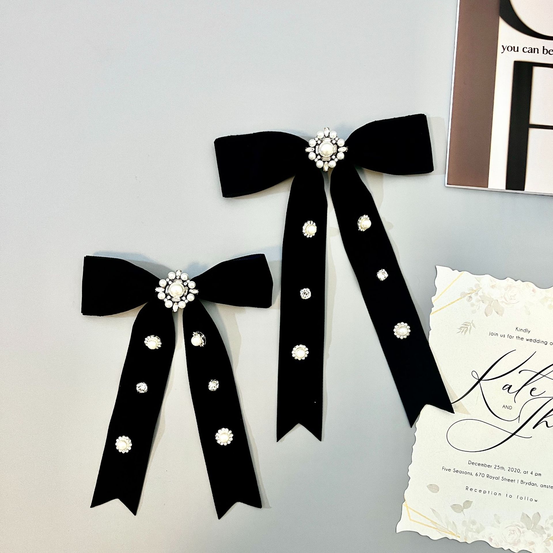 Velvet Rhinestone Pearl Bow Tie Brooch Vintage Court Dress College Style Shirts Accessories Collar Flower Korean Women's Jewelry