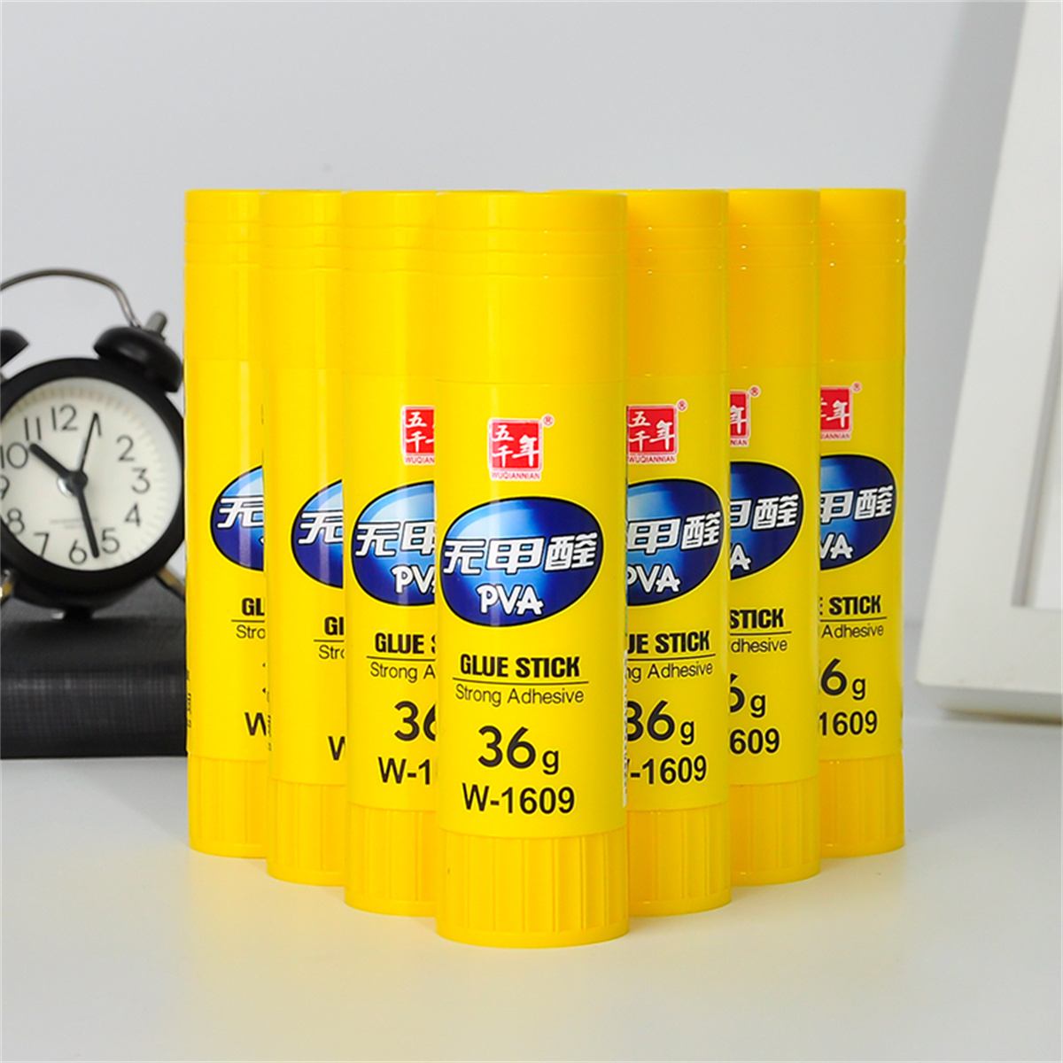 9g Glue Sticks High Efficiency Adhesion Clear Solid Glue Guns for Scrapbooking Crafts Stationery Supply for Student Children Sch