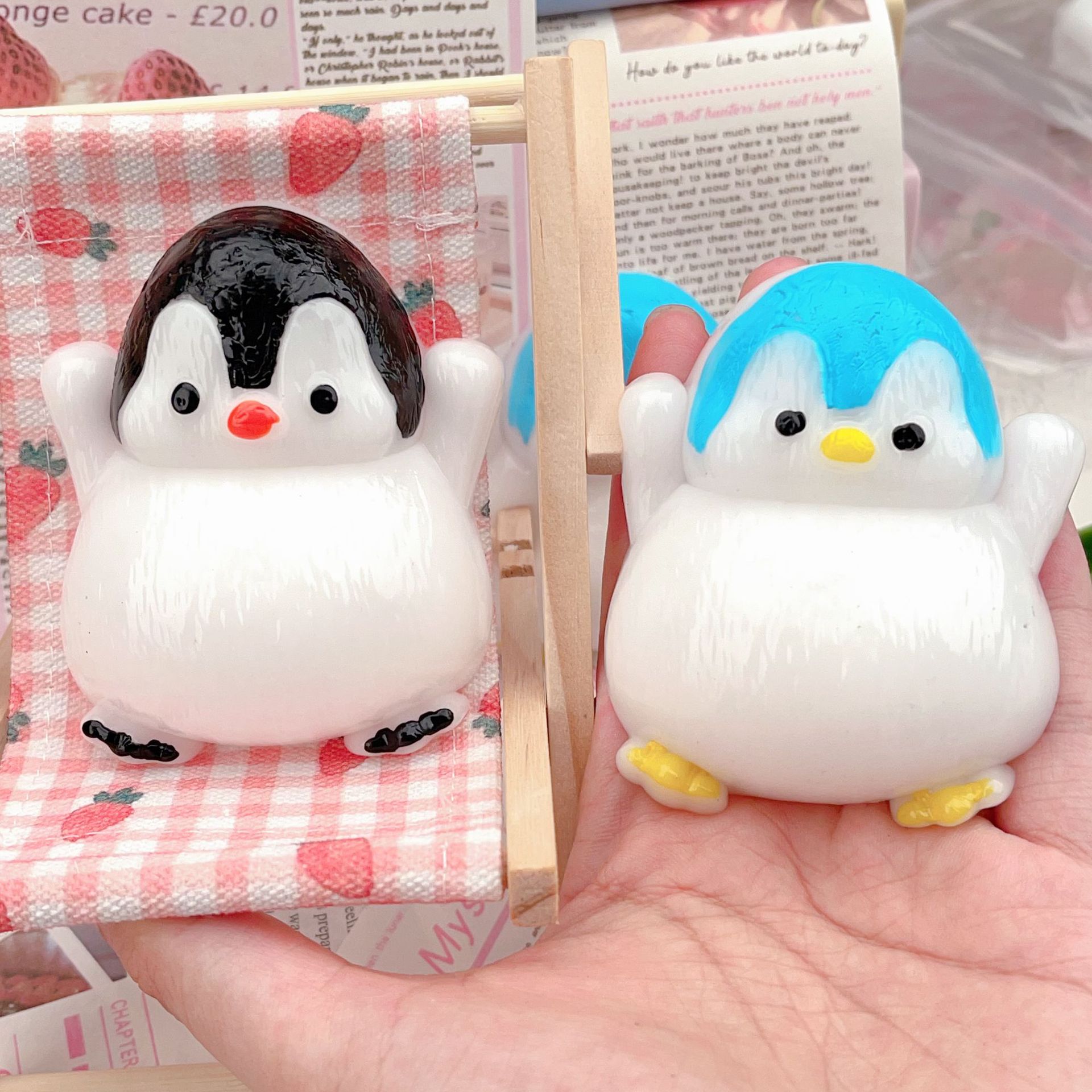 Kawaii Chubby Black Blue Penguin Irritability Decompression Fingertip Squishy Toys Cute Gift Ornaments Kids Couple Birthday Gift