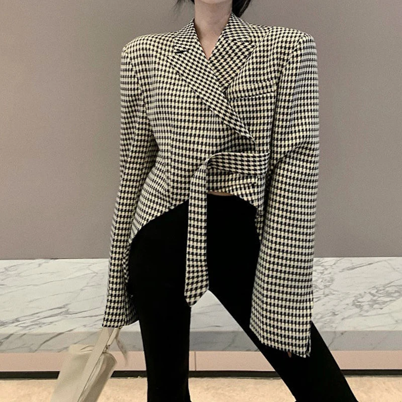 Hollow design plaid suit for women&#039;s spring new style, niche design sense, lightweight jacket, loose silhouette trendy top
