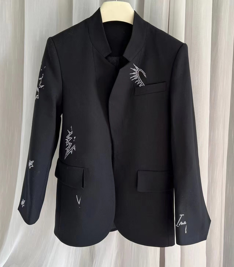 Cross-border e-commerce Winner Sa Diger design sticker diamond commuting crisp gold classic simple and atmospheric suit