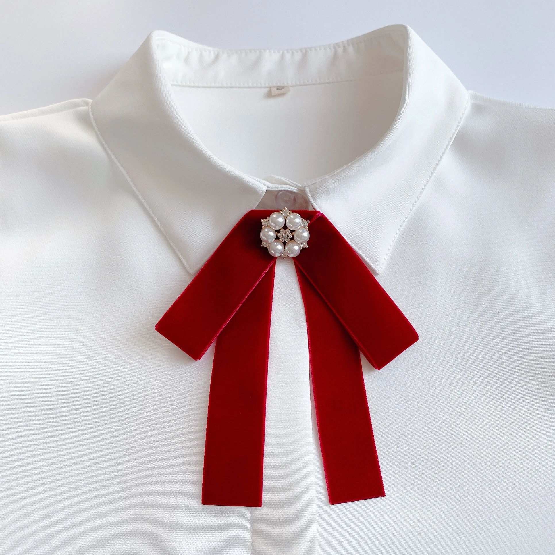 Flannel Bow Tie Brooch for Women&#039;s Girls Fashion British Korean Sweet College Style White Shirt Collar Flower Pearl Bowtie Pins