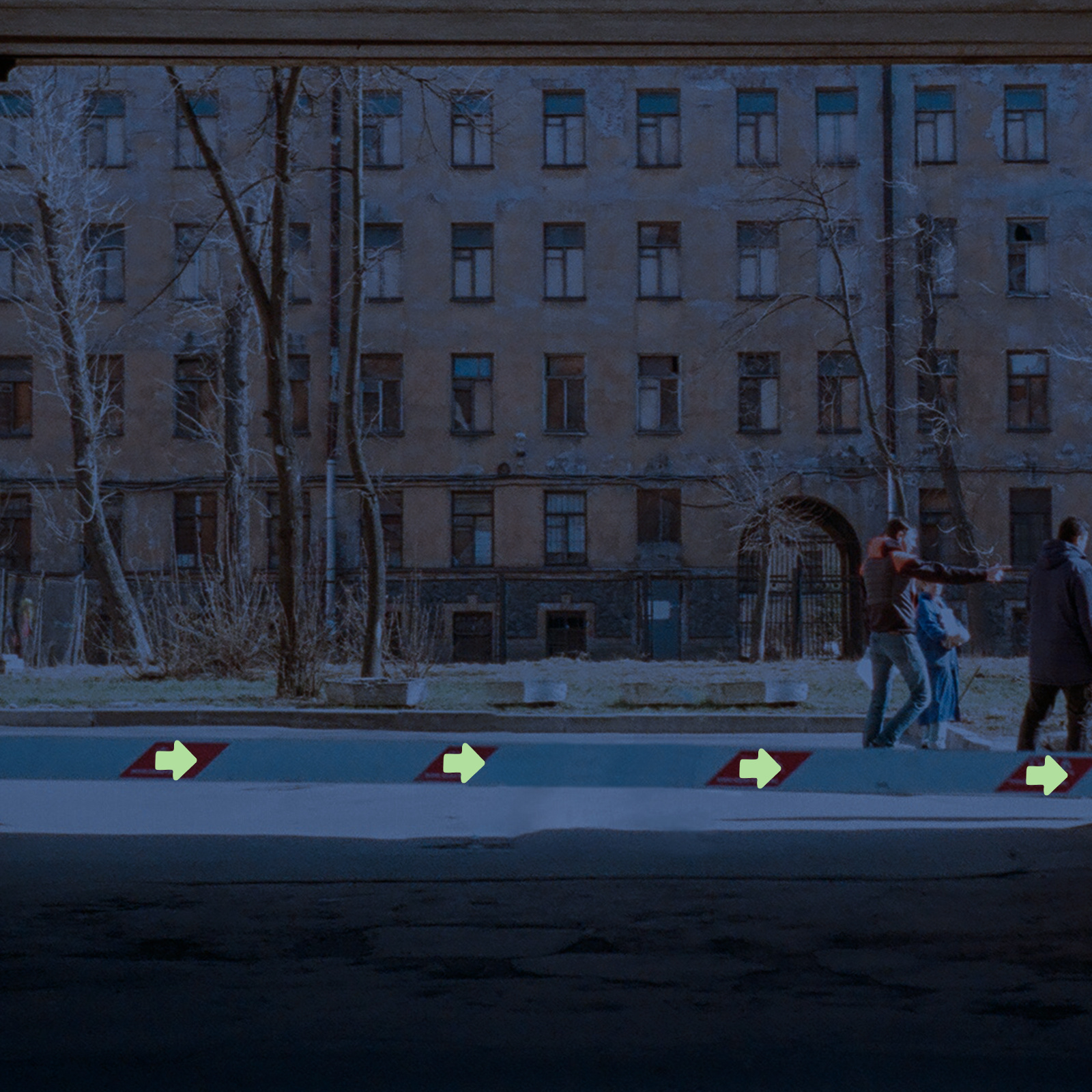 100pcs Glow In The Dark Stickers Fluorescent Warning Markers Luminous Decals For Night Safety Construction Survey Party