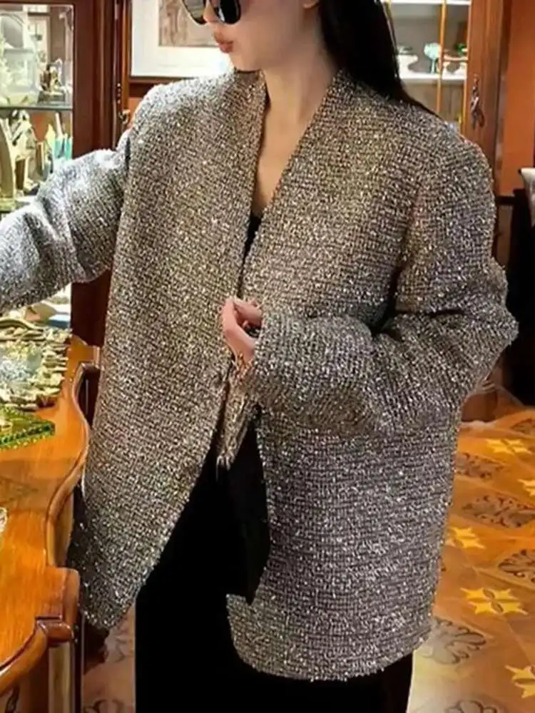 Elegant Silver Women&#039;s Suit Jacket European Style Fashion V-neck Long Sleeved Sequined Tweed Coat For Female Spring 2025 New