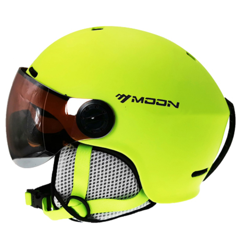 MOON  With antifog goggles ski helmet outdoor ski warm winter Boards or dual boards helmet Skiing  men and women helmet