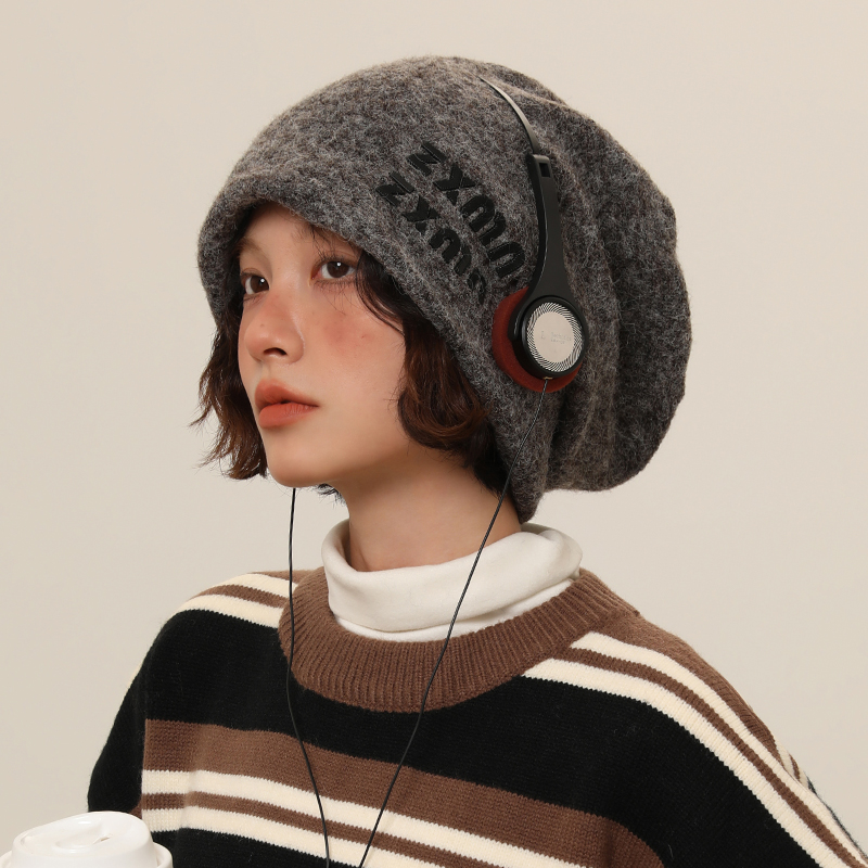 Stacked Hat Wool Knitted Hat for Men and Women in Autumn and Winter, Warm and Cold proof, Small Face Showing, Hairline Hat