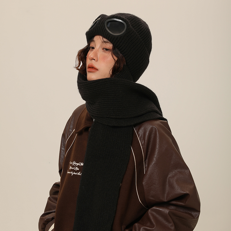 Pilot's Hat and Scarf in One, Winter Skiing and Cycling, Thick Insulation, Ear Protection, Cold Proof Sunglasses, Knitted Hat