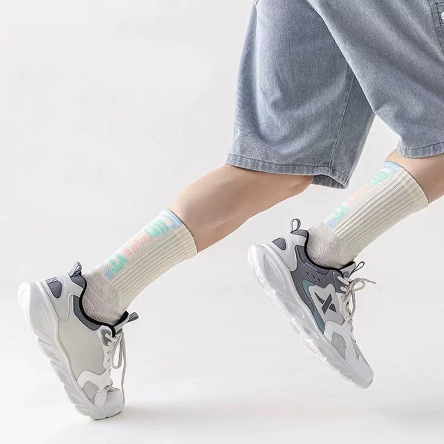 5 Pairs Mens Crew Full Cushion Athletic Running Socks with Moisture Wicking Performance Thick Cushioned Sport Basketball Sock﻿s