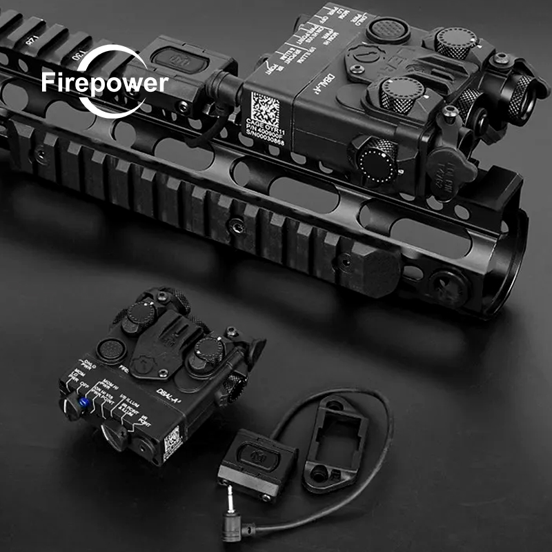 Tactical WADSN Airsoft DBAL-A2 Flashlight Pointer Simple Version Red Green Dot Sight Aiming DBAL Hunting Fit 20mm Picatinny Rail