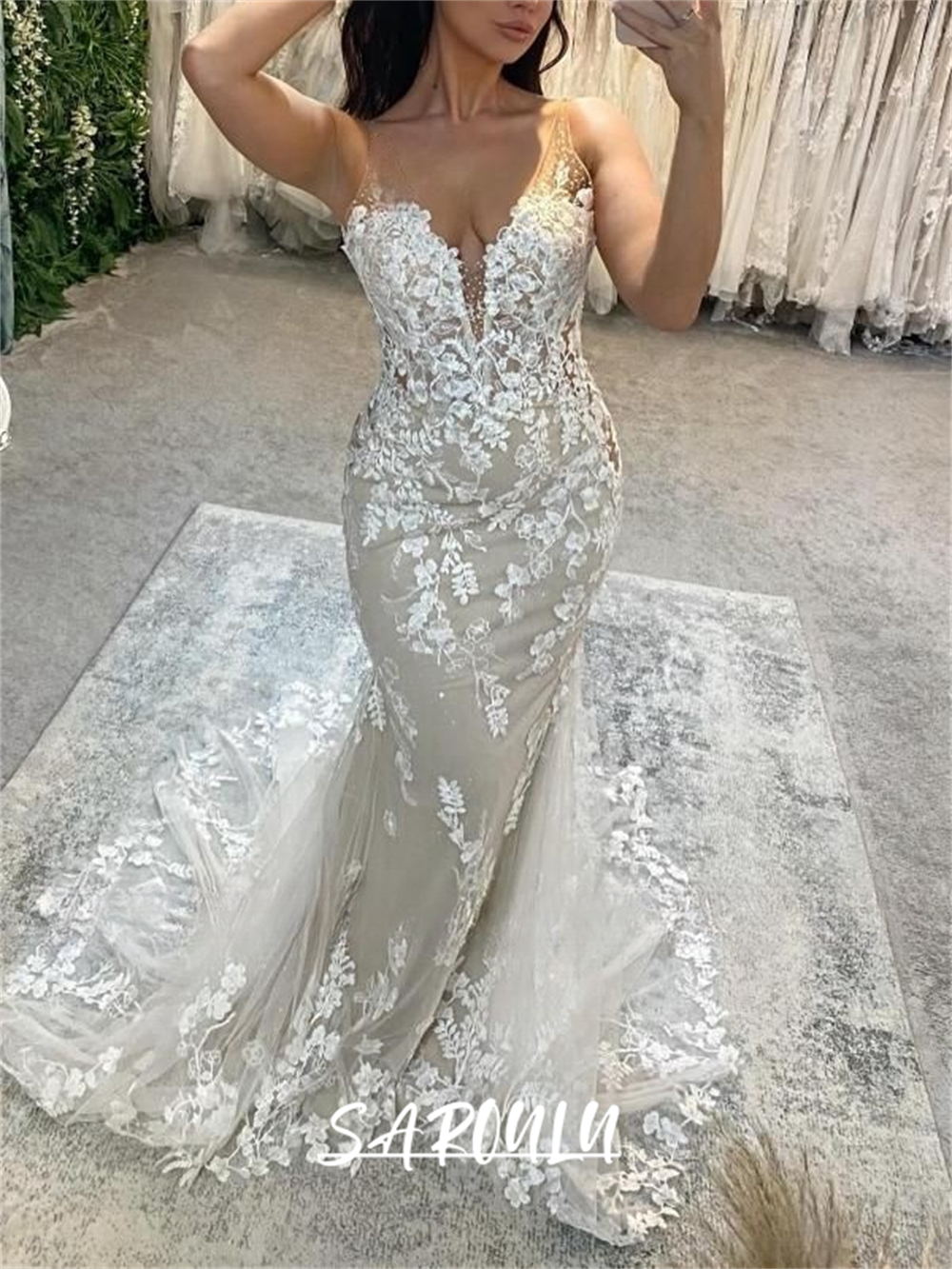 Backless Mermaid Wedding Dress Customized Sleeveless Long Bride Dresses with Court Train Floral Appliques Sexy Bridal Gown