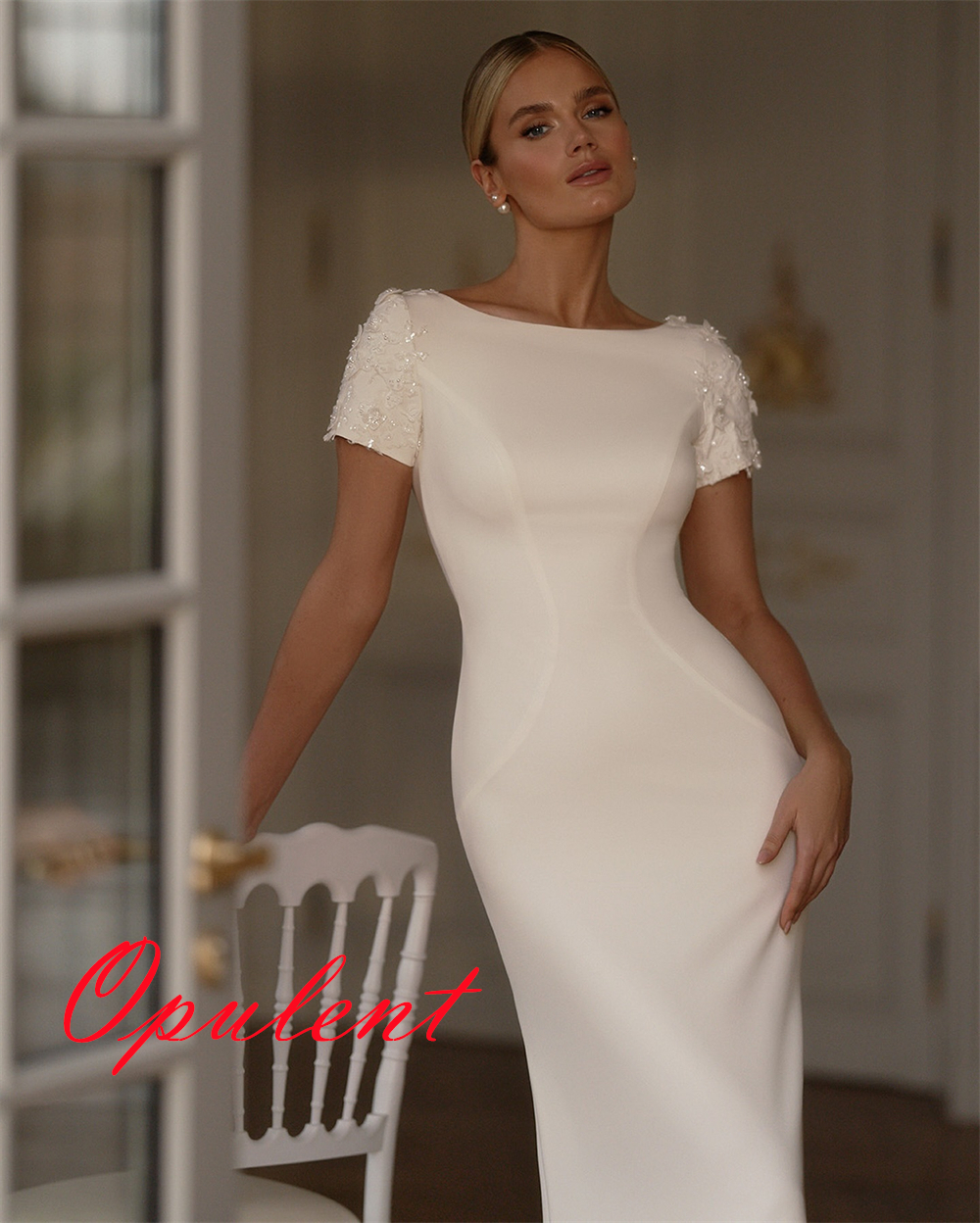 Customized White Satin Wedding Dress Elegant Scoop Short Sleeves Sequined Bridal Gowns Chapel Train Zipper Back Mermaid Dress