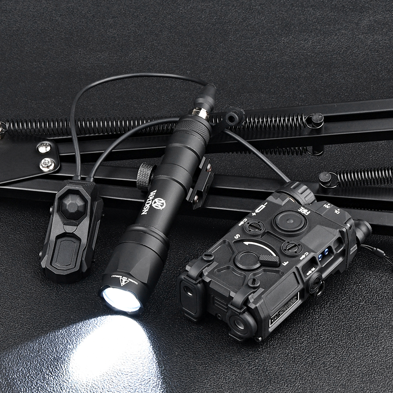 WADSN Tactical OGL Red Green IR On Gun Laser Flashlight M300 M600 Scout Light AXON Dual control Switch Airsoft Hunting Gear Set