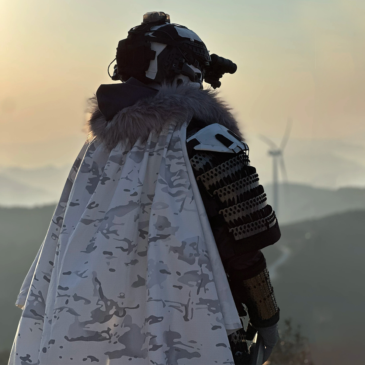 Tactical Airsoft Shirt Training Jacket Coat Cape Chinese Style Flying Fish Suit Hunting Cloak for Role-Playing Movie Props