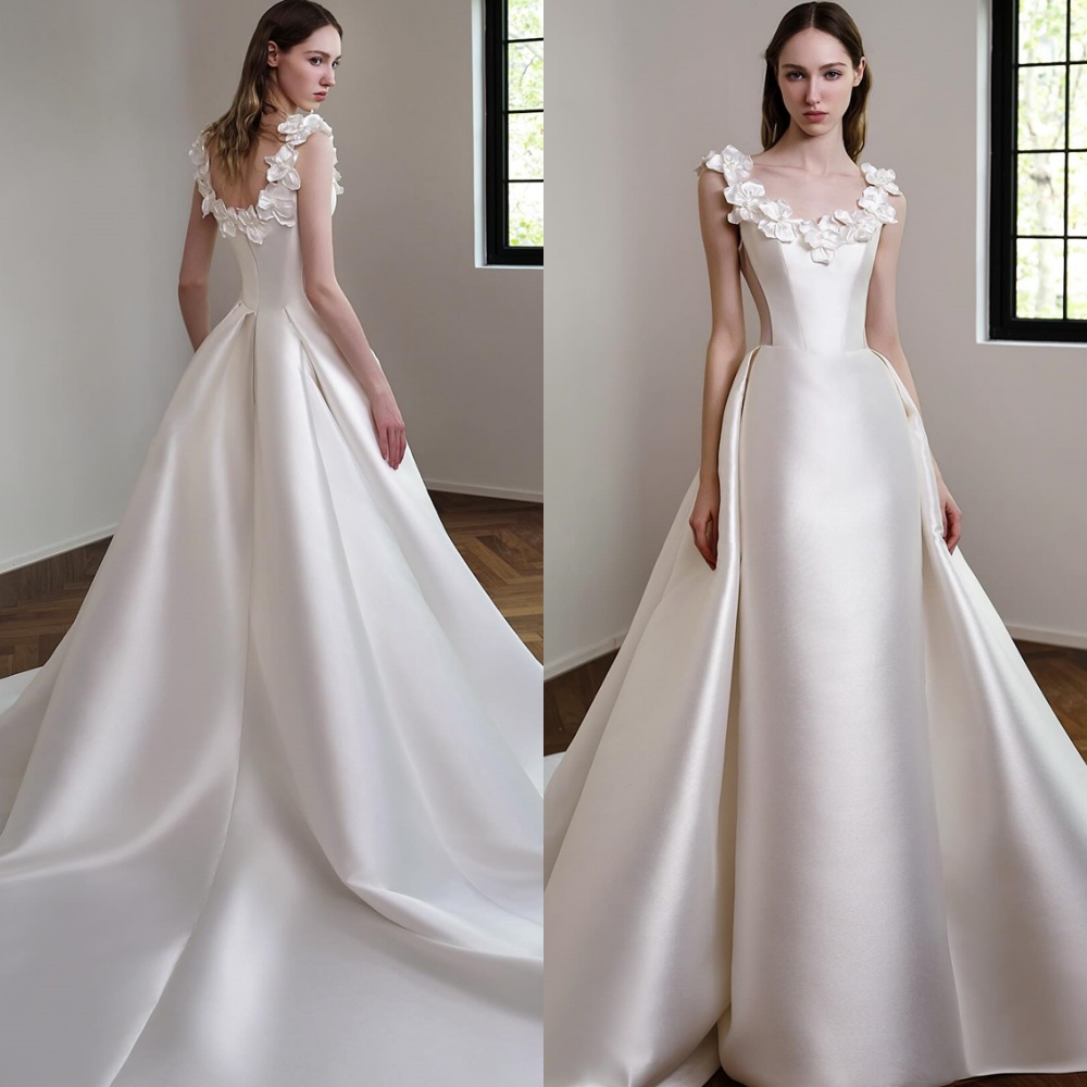 Customized Classic Satin Wedding Dress Dreamy Off the Shoulder Flowers Heavy Industry Wedding Dresses Backless Open Bride Gowns