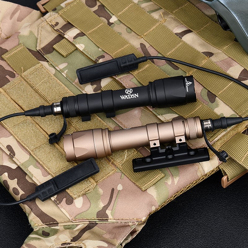 Airsoft M300 M300A Flashlight Offset Mounting Base SF M600 M600C Hunting Light Side Rail Mount Scout Spotlight for Mlok Keymod