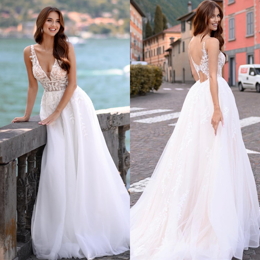 Customized Temperament White Organza Wedding Dress Exquisite V-neck Spaghetti Straps Bridal Party Fashion  Backless Bridal Gowns