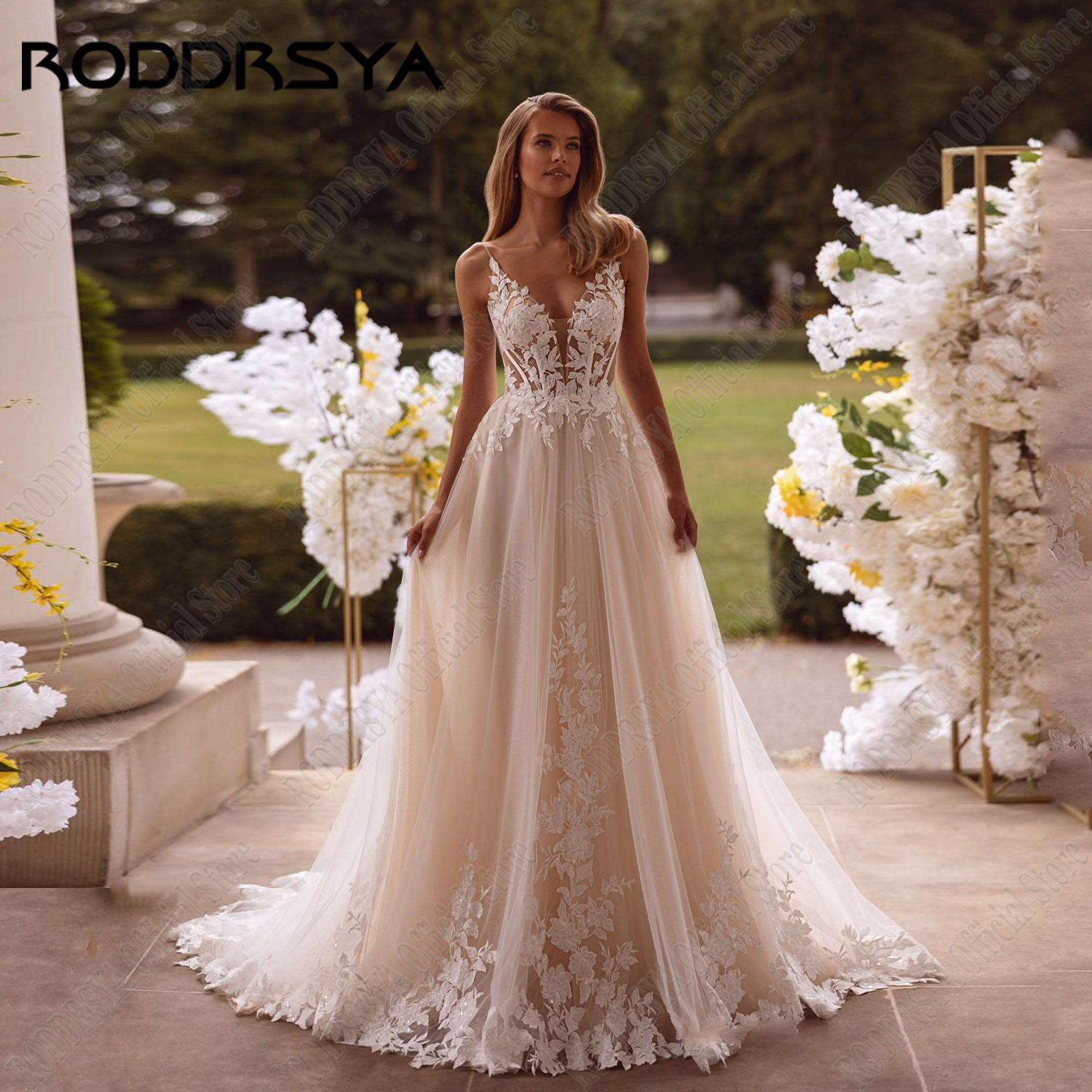 RODDRSYA Glitter V-Neck Wedding Dresses Spaghetti Straps A-Line Backless Lace Applique Sweep Train Robe De Mariee Customized